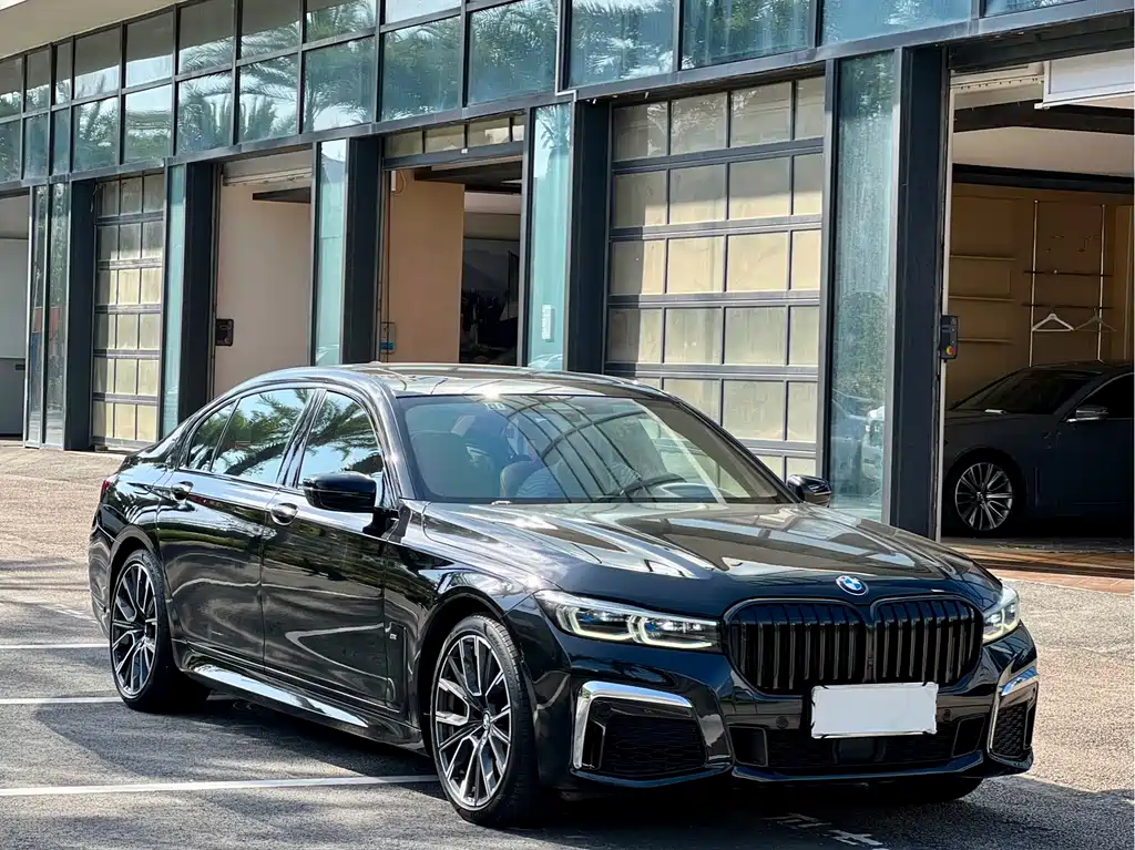 BMW 7 Series 2020 — фото 14