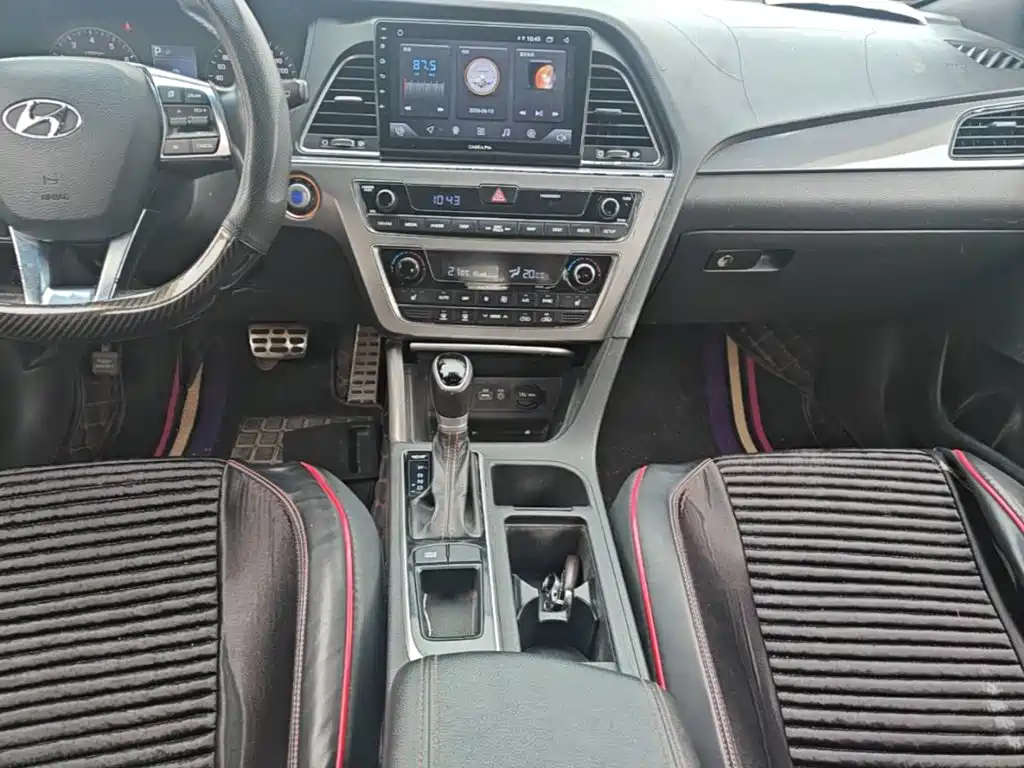 Hyundai Sonata 2015 — фото 13