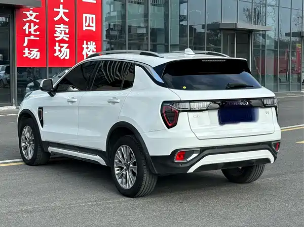 Lynk & Co 01 2017