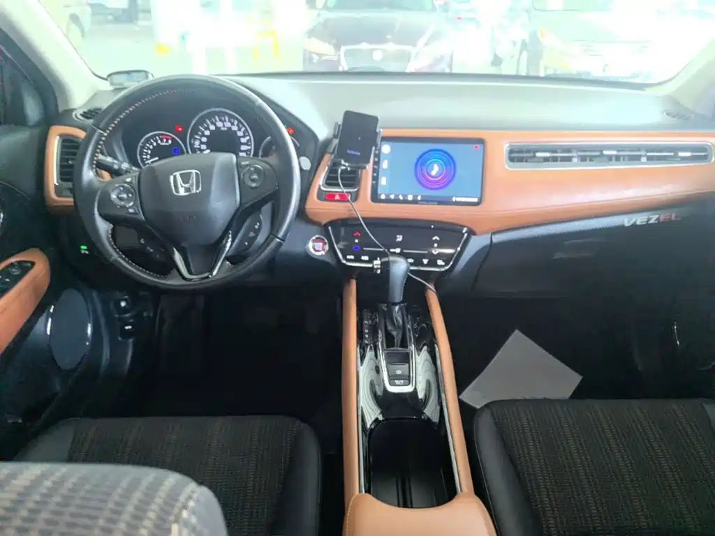 Honda Vezel 2016 — фото 10