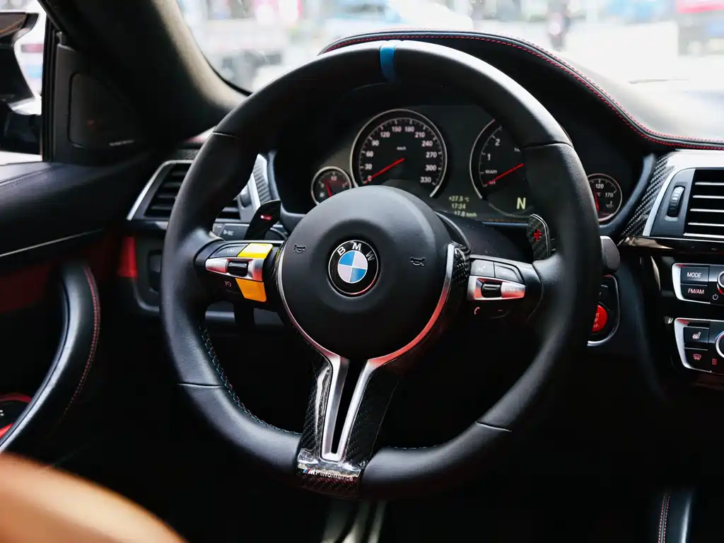 BMW M4 2020 — фото 18