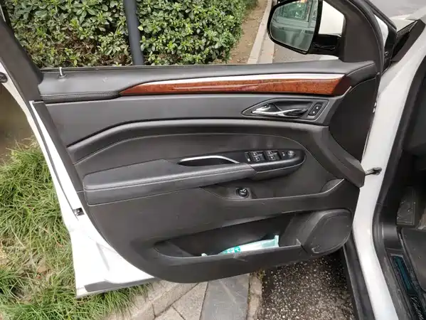 Cadillac SRX 2016