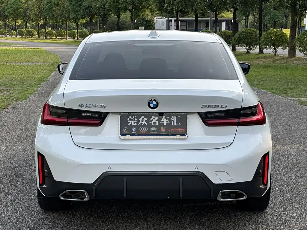 BMW 3 Series 2023