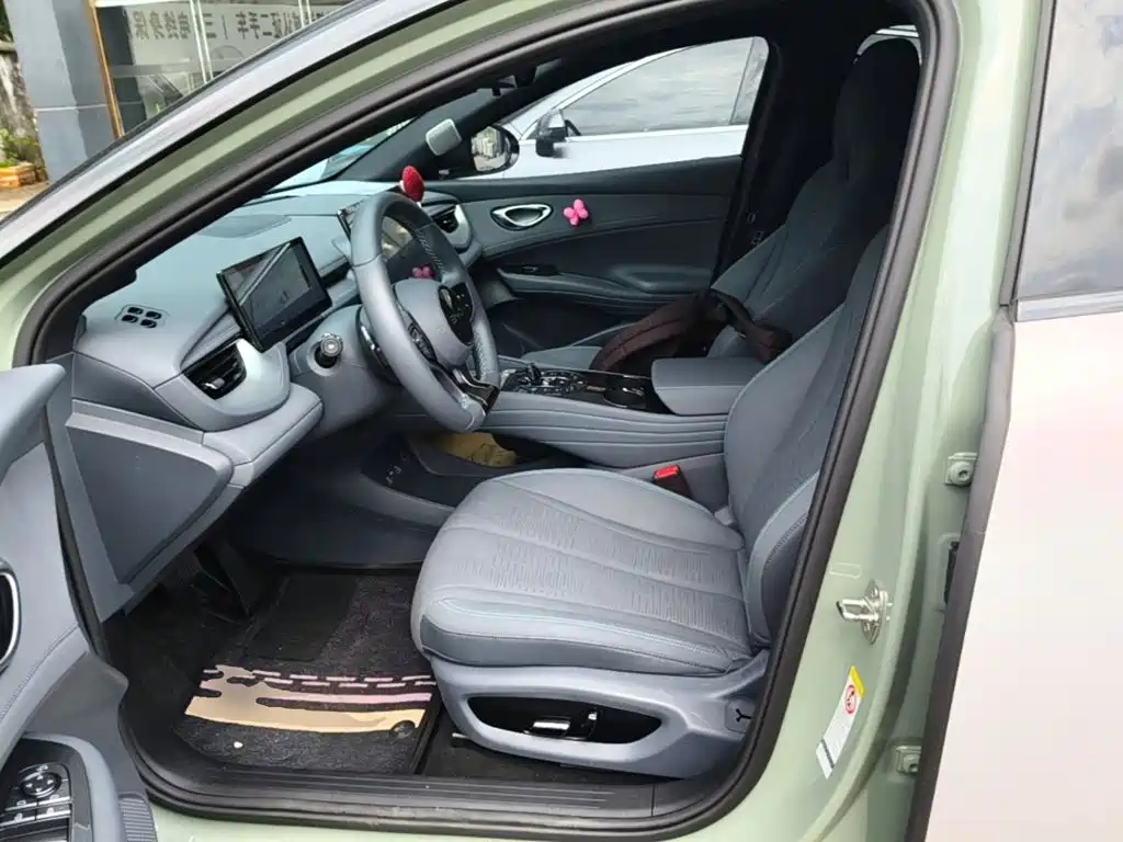 BYD Seal 06GT 2025 — фото 15