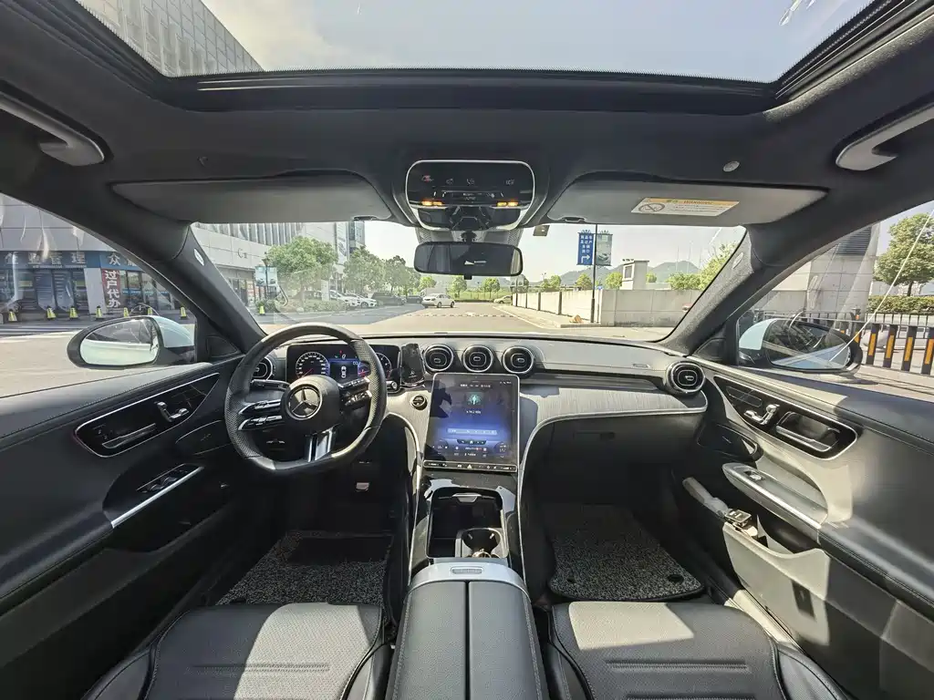 Mercedes-Benz C-Class 2022 — фото 14