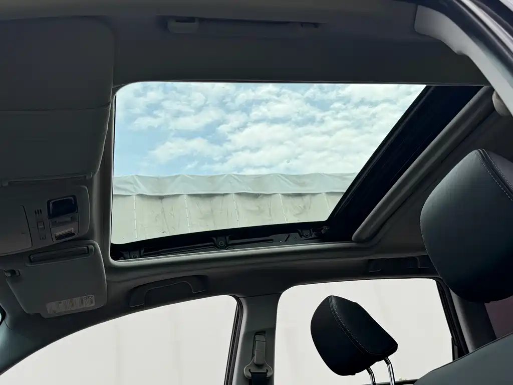 Subaru Forester 2015 — фото 22