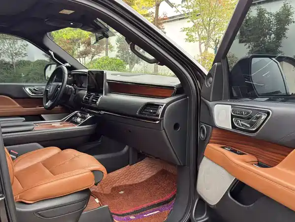 Lincoln Navigator 2019