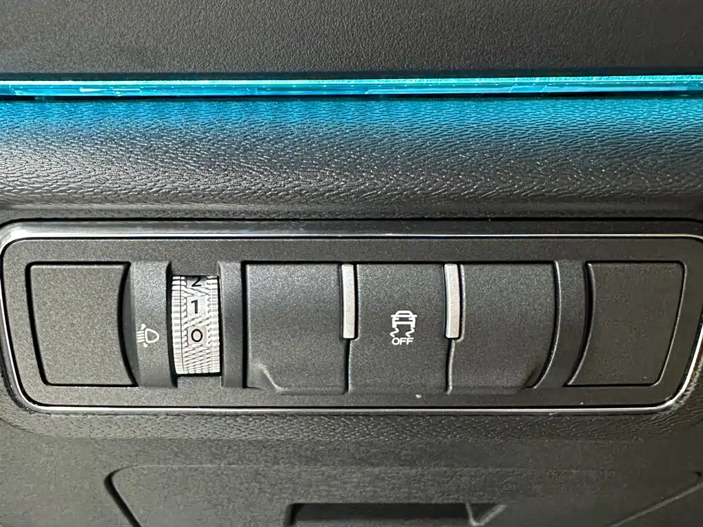 Jetour X70 PLUS 2023 — фото 18