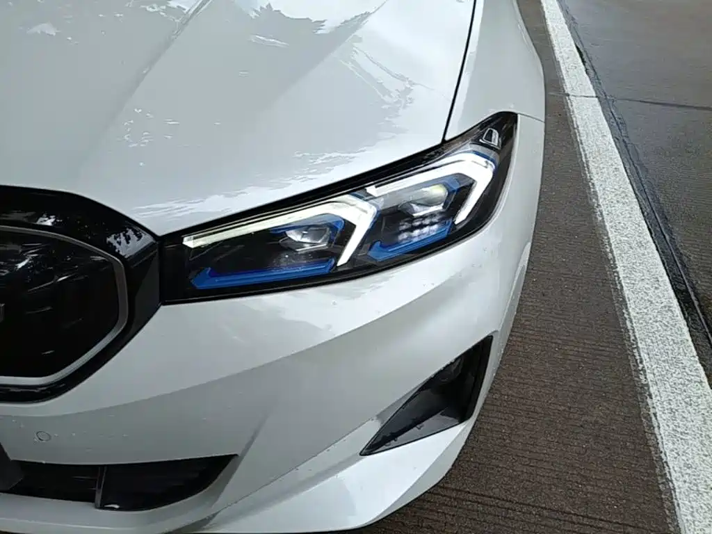 BMW i3 2023 — фото 24