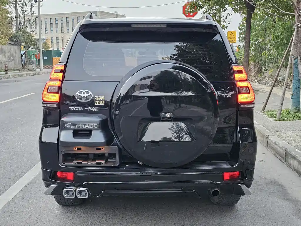 Toyota Prado 2019 — фото 25