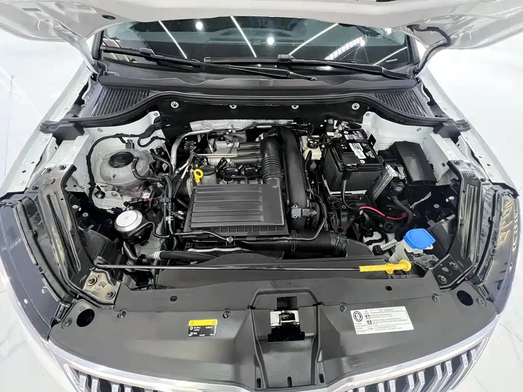 Skoda Karoq 2023 — фото 20