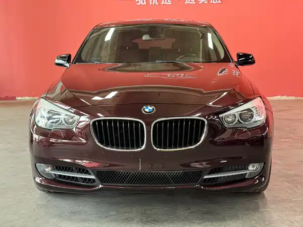 BMW 5 Series GT 2012
