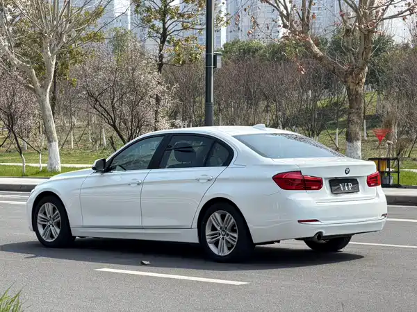 BMW 3 Series 2016
