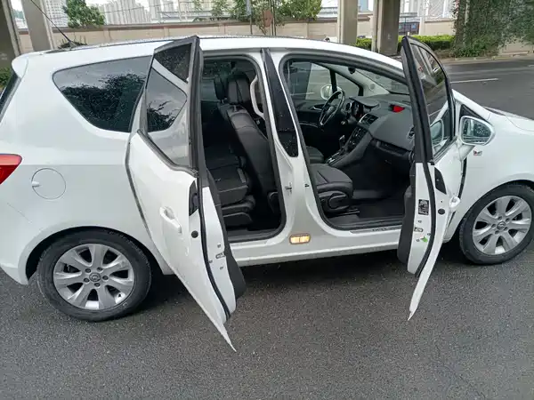 Opel Meriva 2014