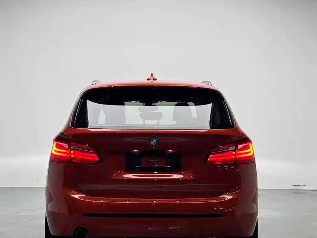 BMW 2 Series Station Wagon 2016 — фото 17