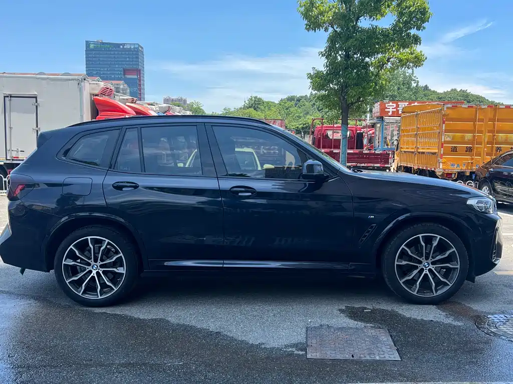 BMW X3 2022 — фото 4