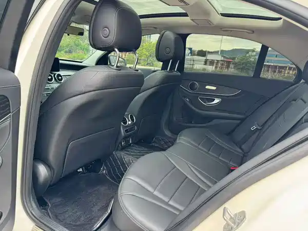 Mercedes-Benz C-Class 2020