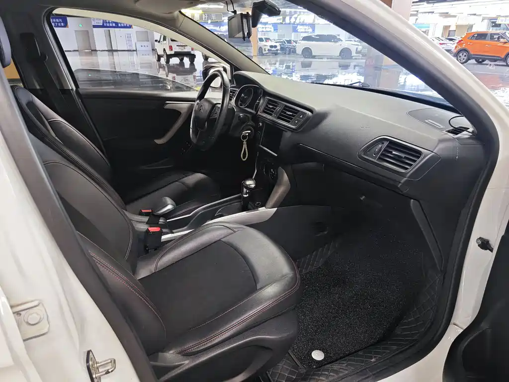 Citroen C3-XR 2015 — фото 10