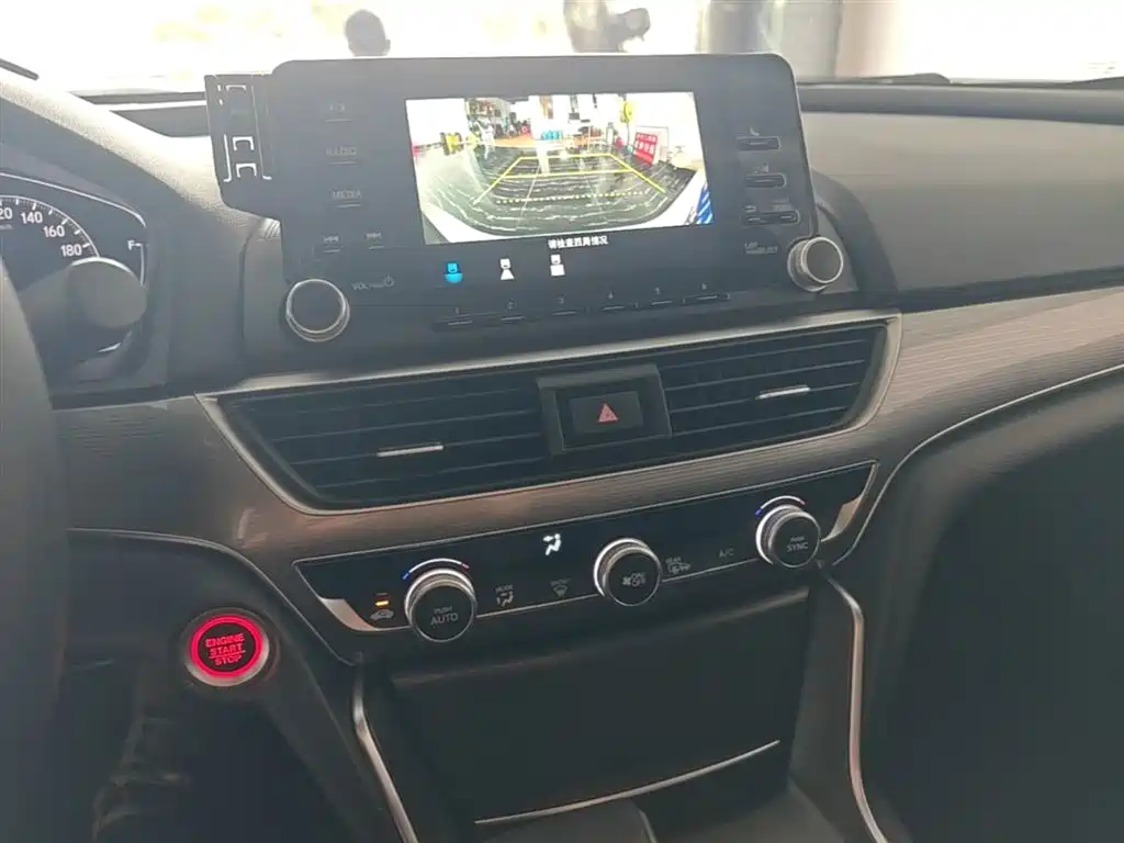 Honda Accord 2021 — фото 13