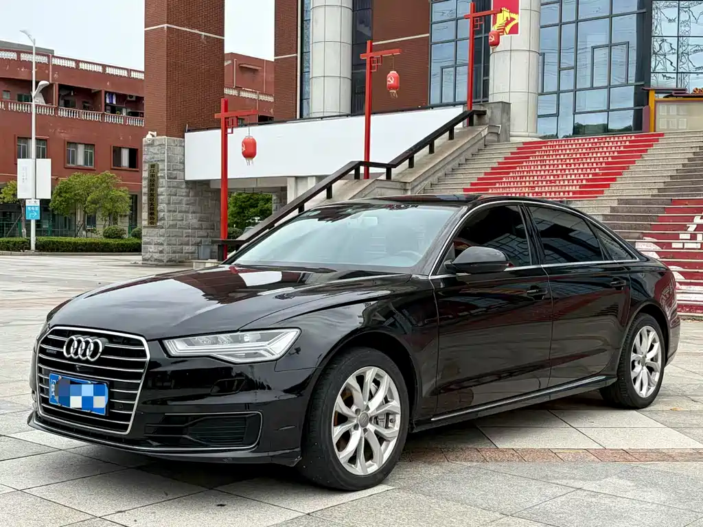Audi A6L 2016 — фото 1