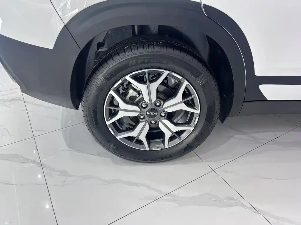 Kia KX3 2023 — фото 19
