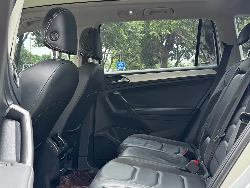 Volkswagen Tiguan L 2019 — фото 10