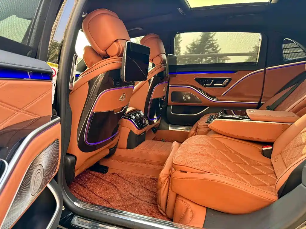 Mercedes-Benz Maybach S-Class 2023 — фото 11