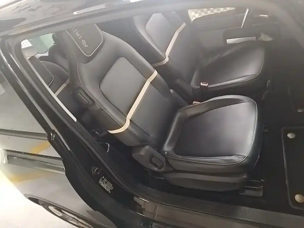 Baojun Kiwi EV 2022 — фото 25