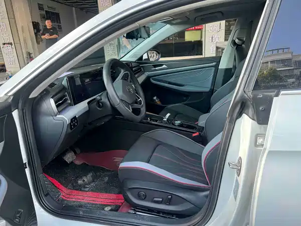 Volkswagen Lamando 2025