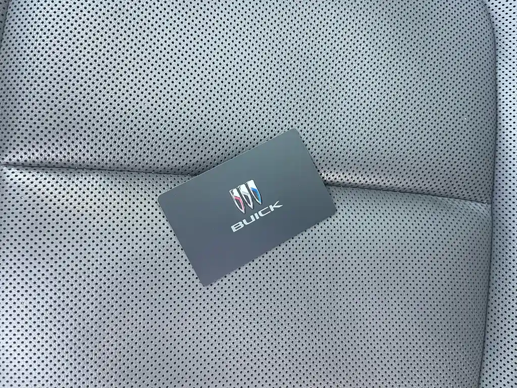 Buick E5 2024 — фото 10