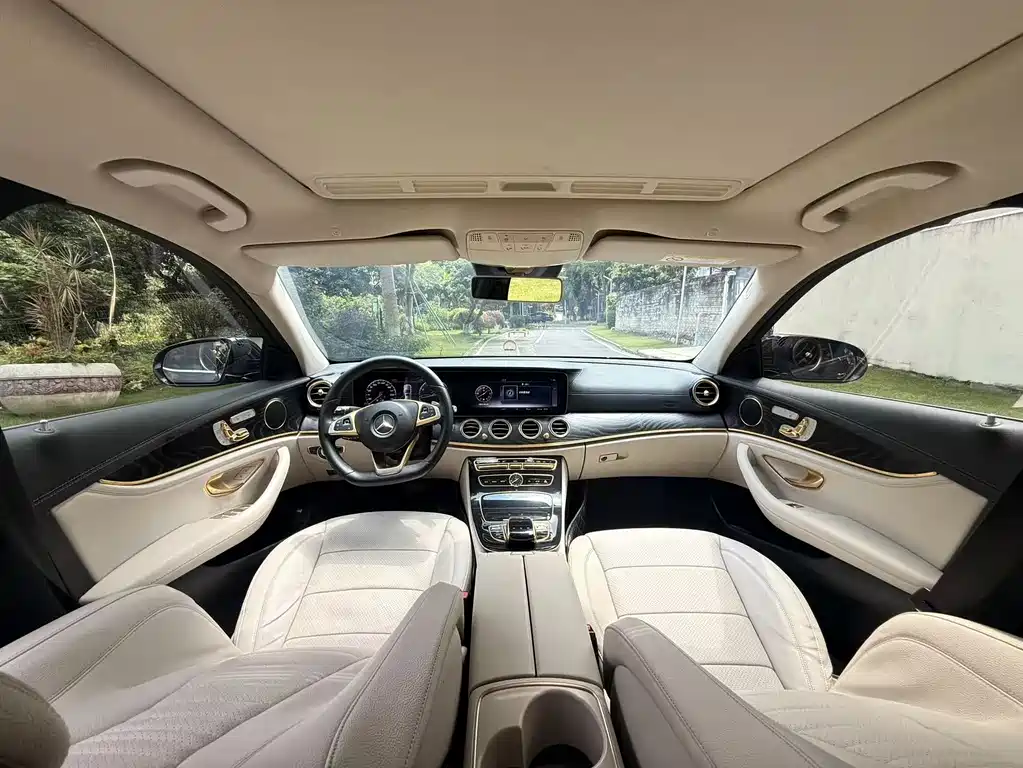 Mercedes-Benz E-Class 2017 — фото 11