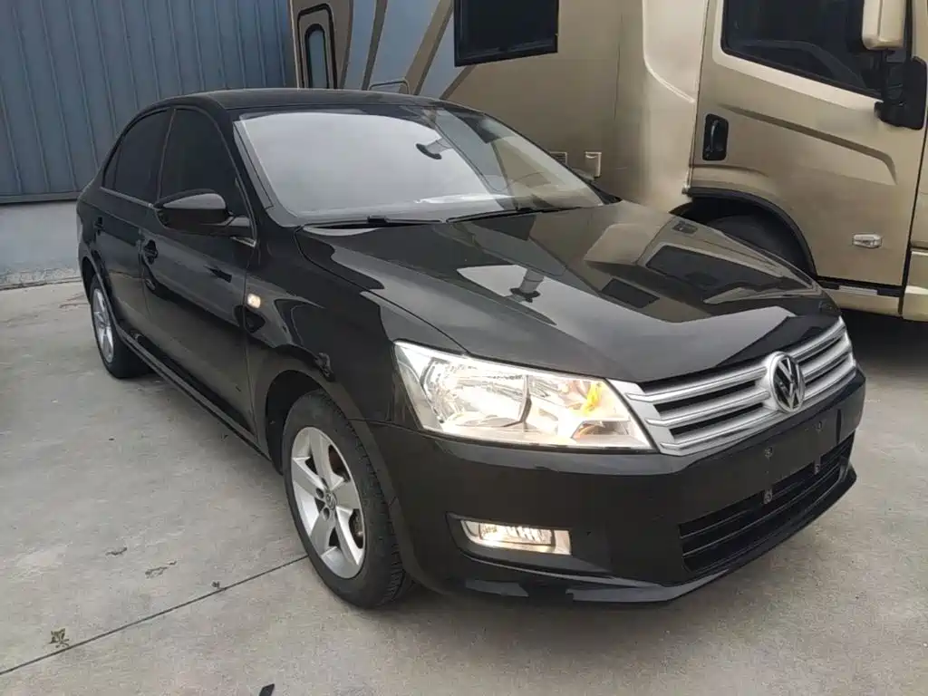 Volkswagen Santana 2015