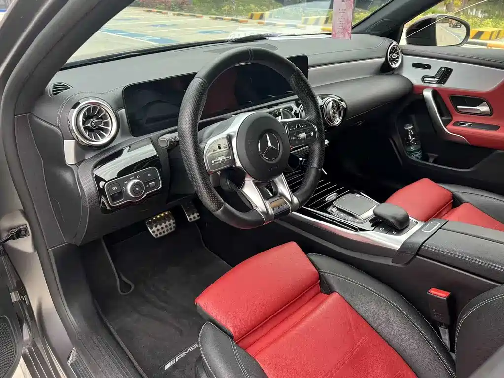 Mercedes-Benz A-Class AMG 2022 — фото 6