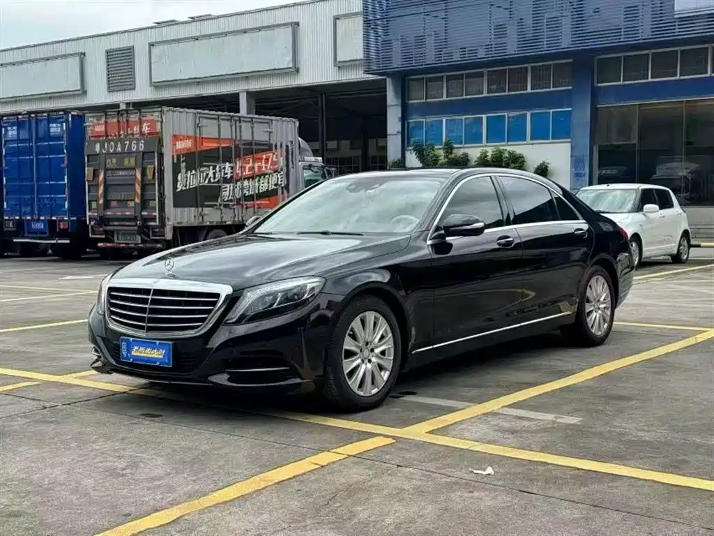 Mercedes-Benz E-Class 2015