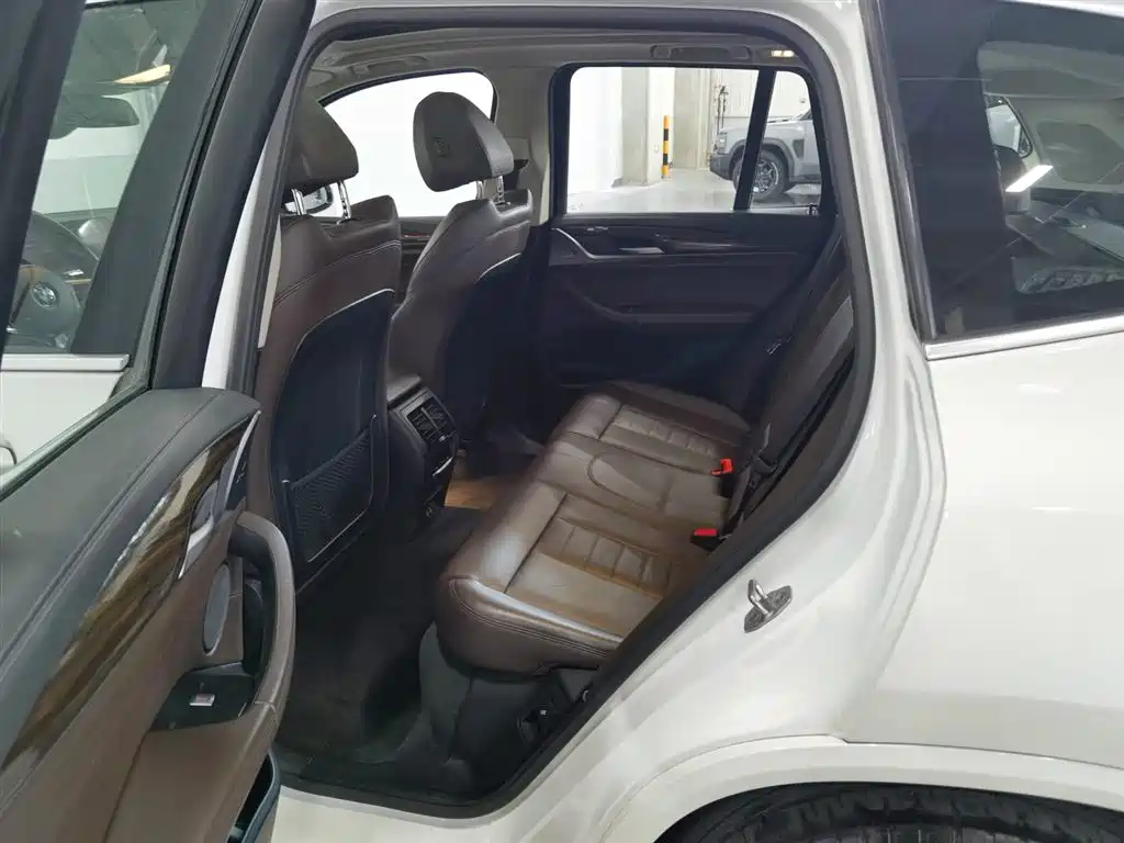 BMW X3 2020 — фото 15