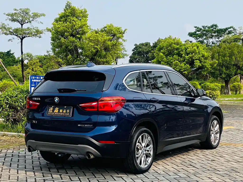 BMW X1 2018 — фото 4