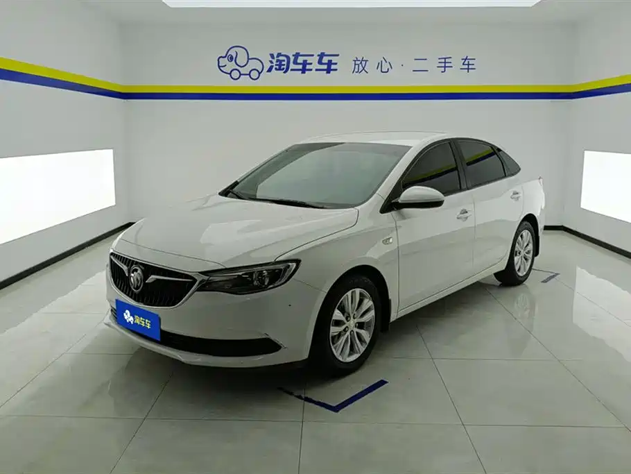 Buick Excelle 2022 — фото 1