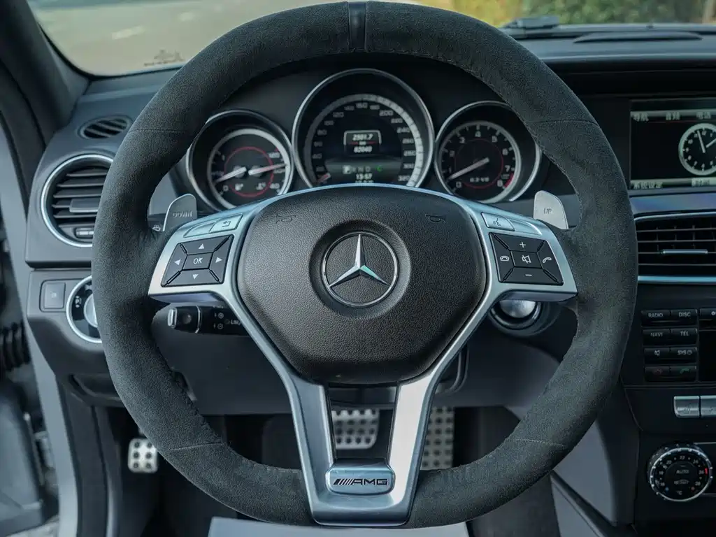 Mercedes-Benz C-Class AMG 2014 — фото 15
