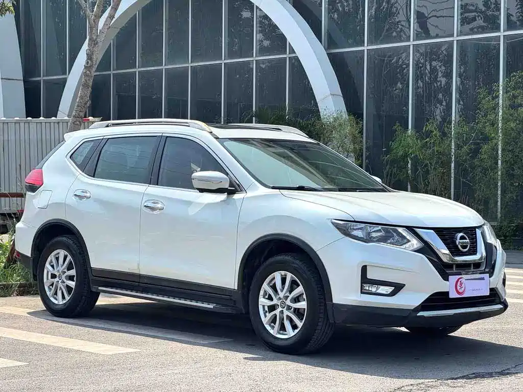 Nissan X-Trail 2018 — фото 3