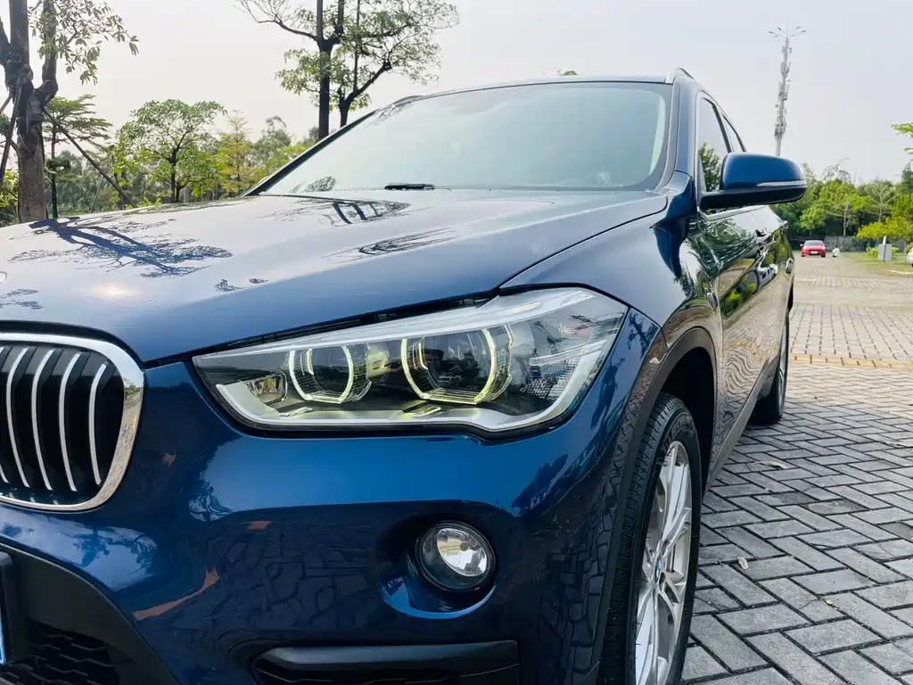 BMW X1 2018 — фото 8