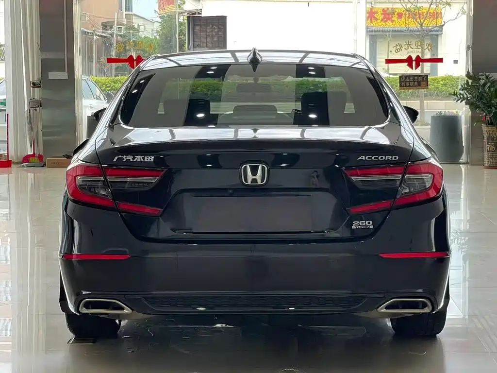 Honda Accord 2022 — фото 9