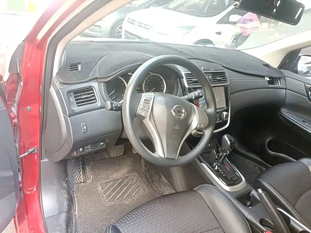 Nissan Tiida 2019 — фото 10