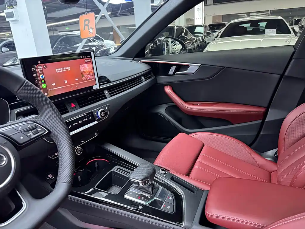 Audi A4L 2024