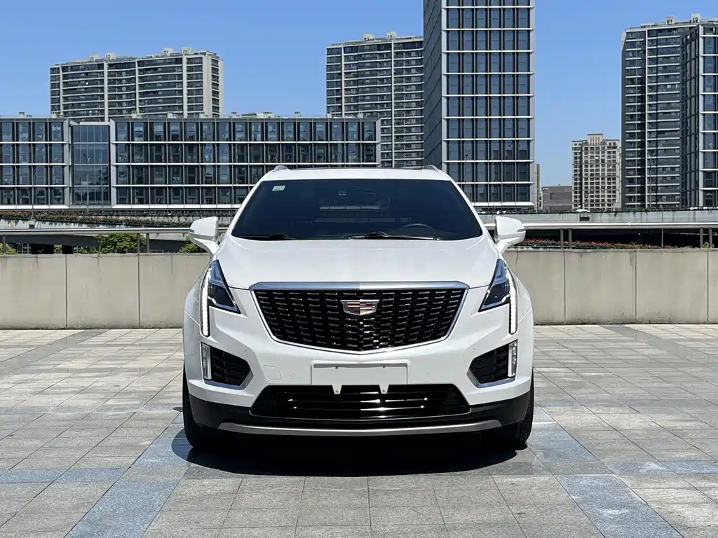 Cadillac XT5 2021 — фото 2