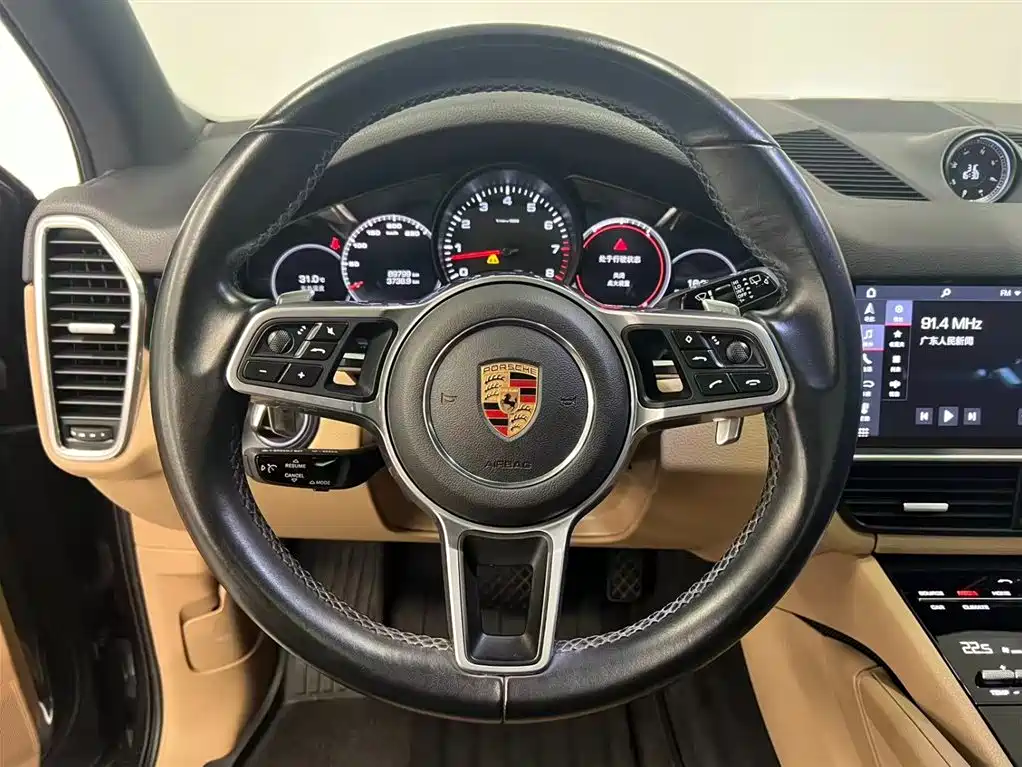 Porsche Cayenne 2020 — фото 24