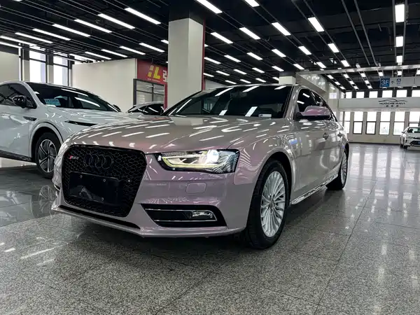 Audi A4L 2016