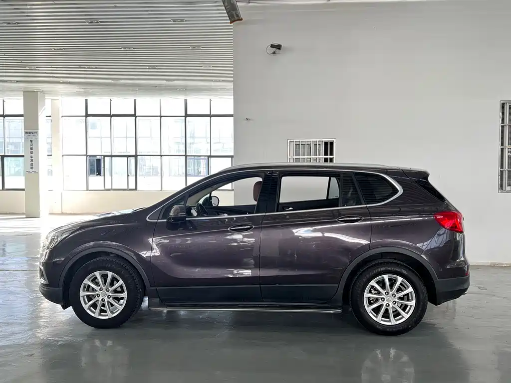 Buick Envision Plus 2017 — фото 2