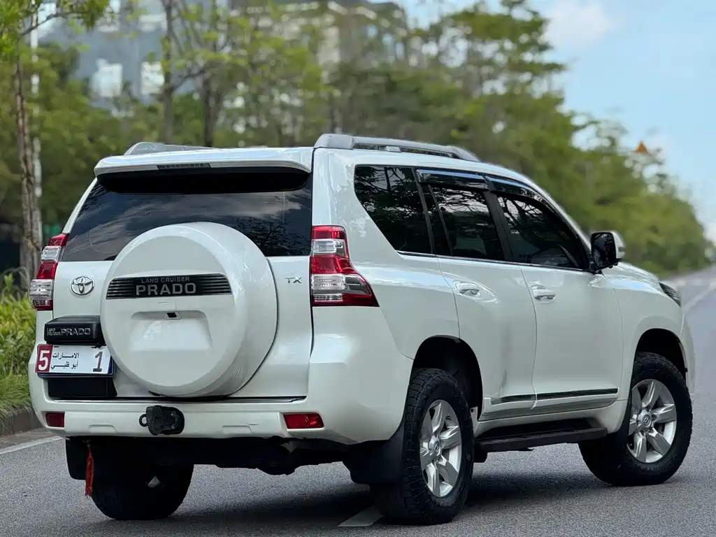 Toyota Prado 2017 — фото 3