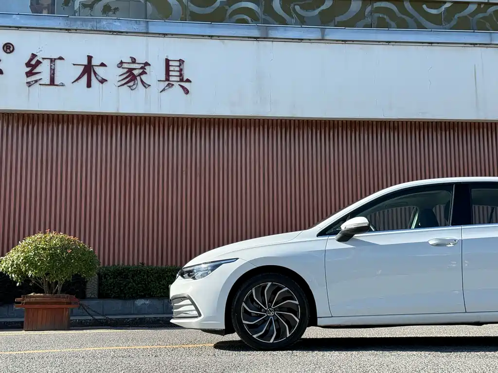 Volkswagen Golf 2020