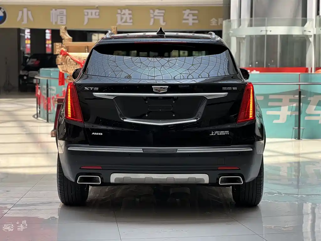 Cadillac XT5 2019 — фото 10